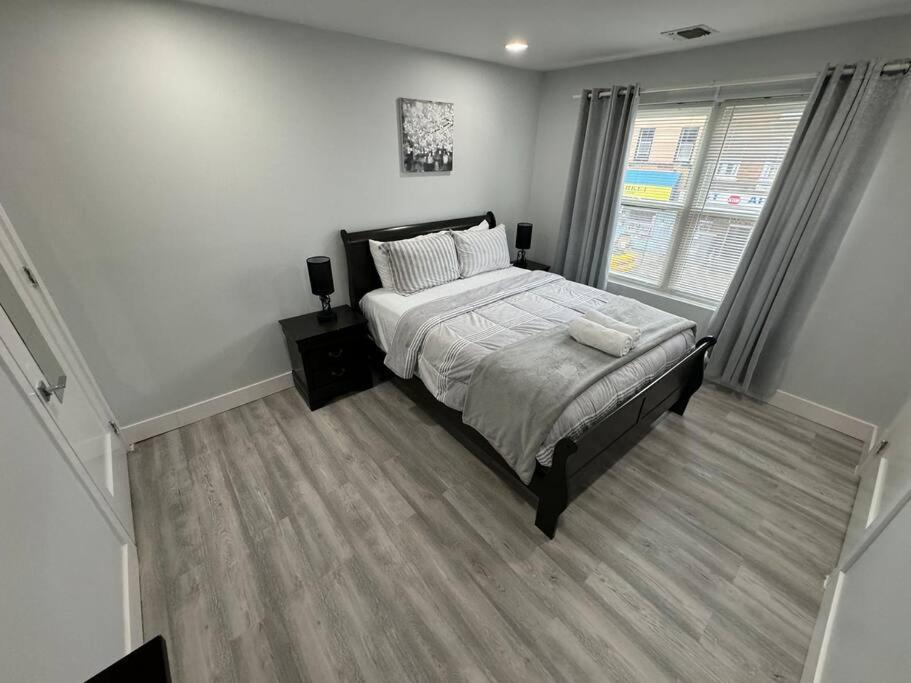 The Elegant Suite - 2Br With Great Amenities แพเทอร์สัน ภายนอก รูปภาพ